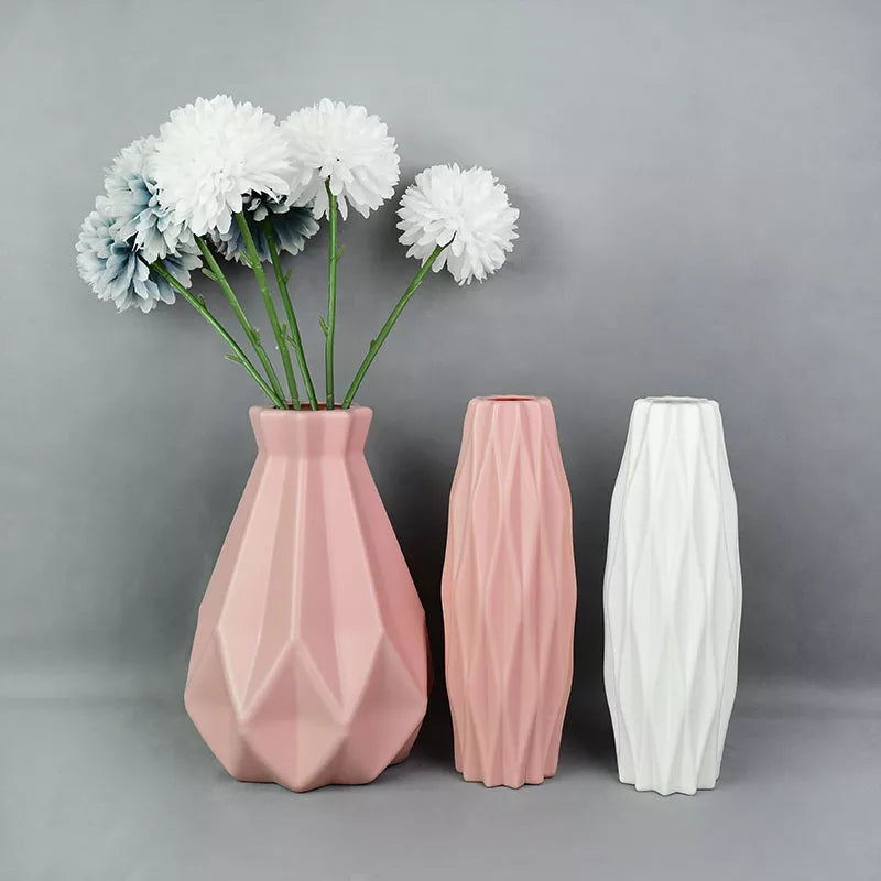 Vase à fleurs en plastique nordique moderne en blanc, rose et bleu