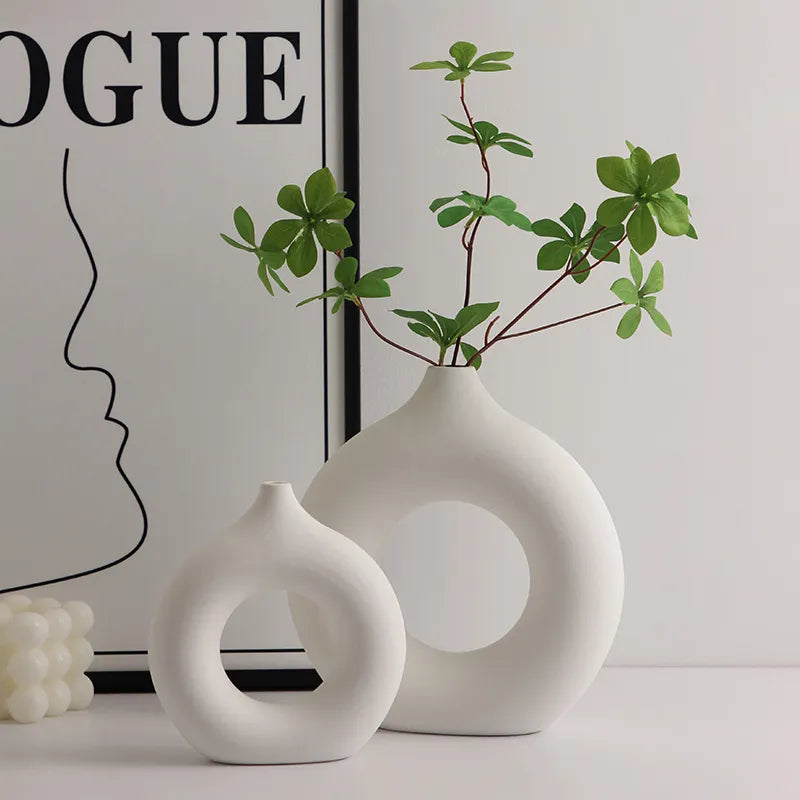 Elegant Nordic Ceramic Vase
