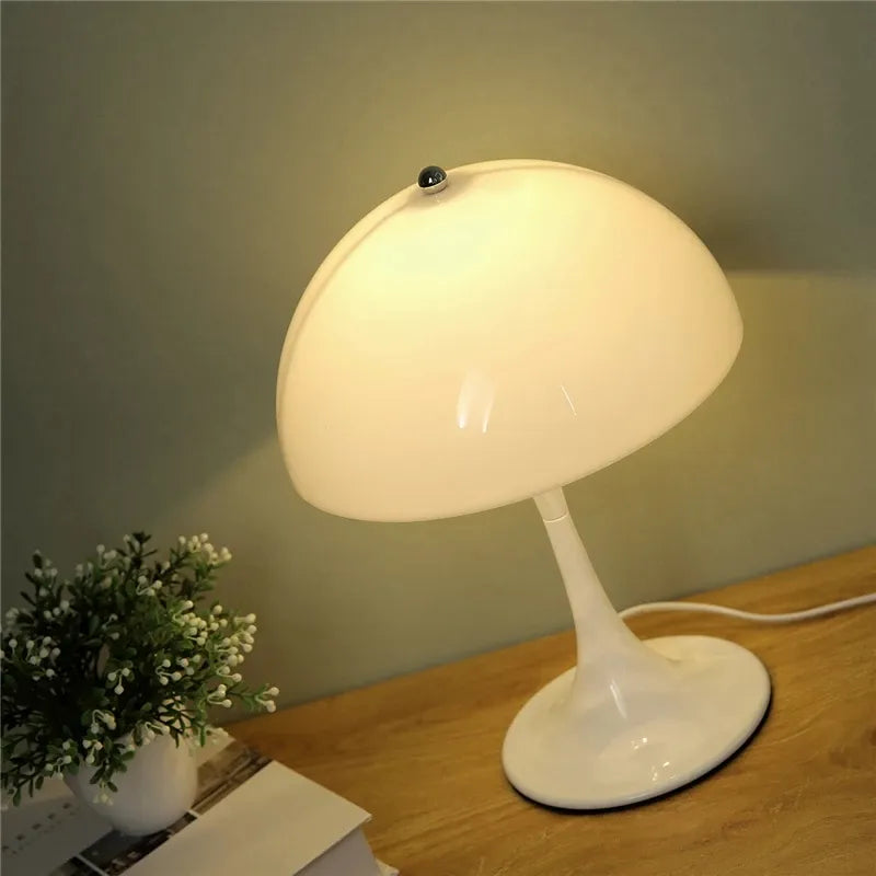 Modern Metal Table Lamp Inspired by Louis Poulsen Panthella 400
