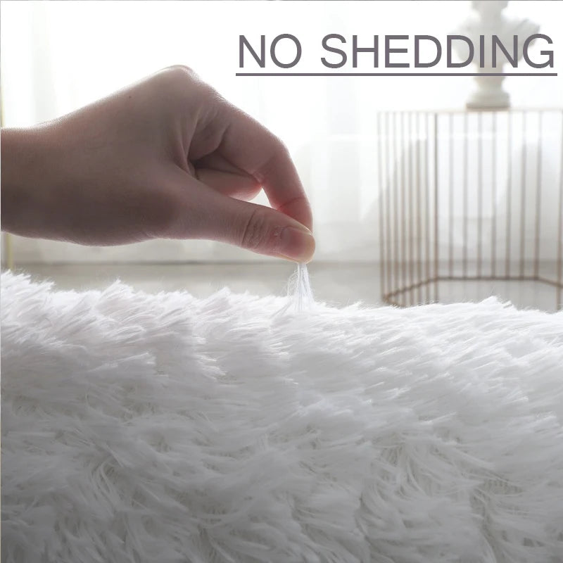 Alfombra blanca de felpa: lujosa y esponjosa para sala de estar y dormitorio